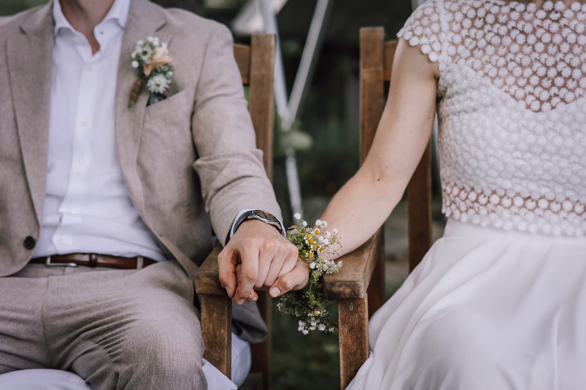 Brautpaar Anne und Jürgen nach ihrer freien Trauung in Berlin